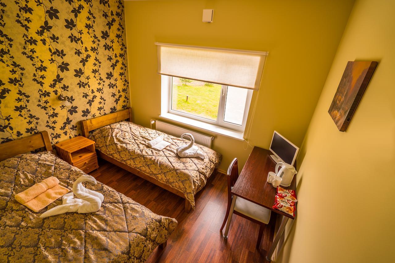 Manderley Hotel Tartu Esterno foto
